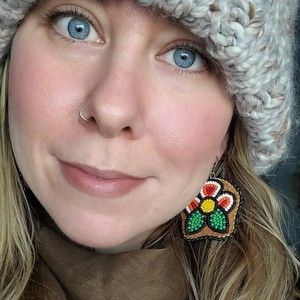 Meet your Posher, Alix